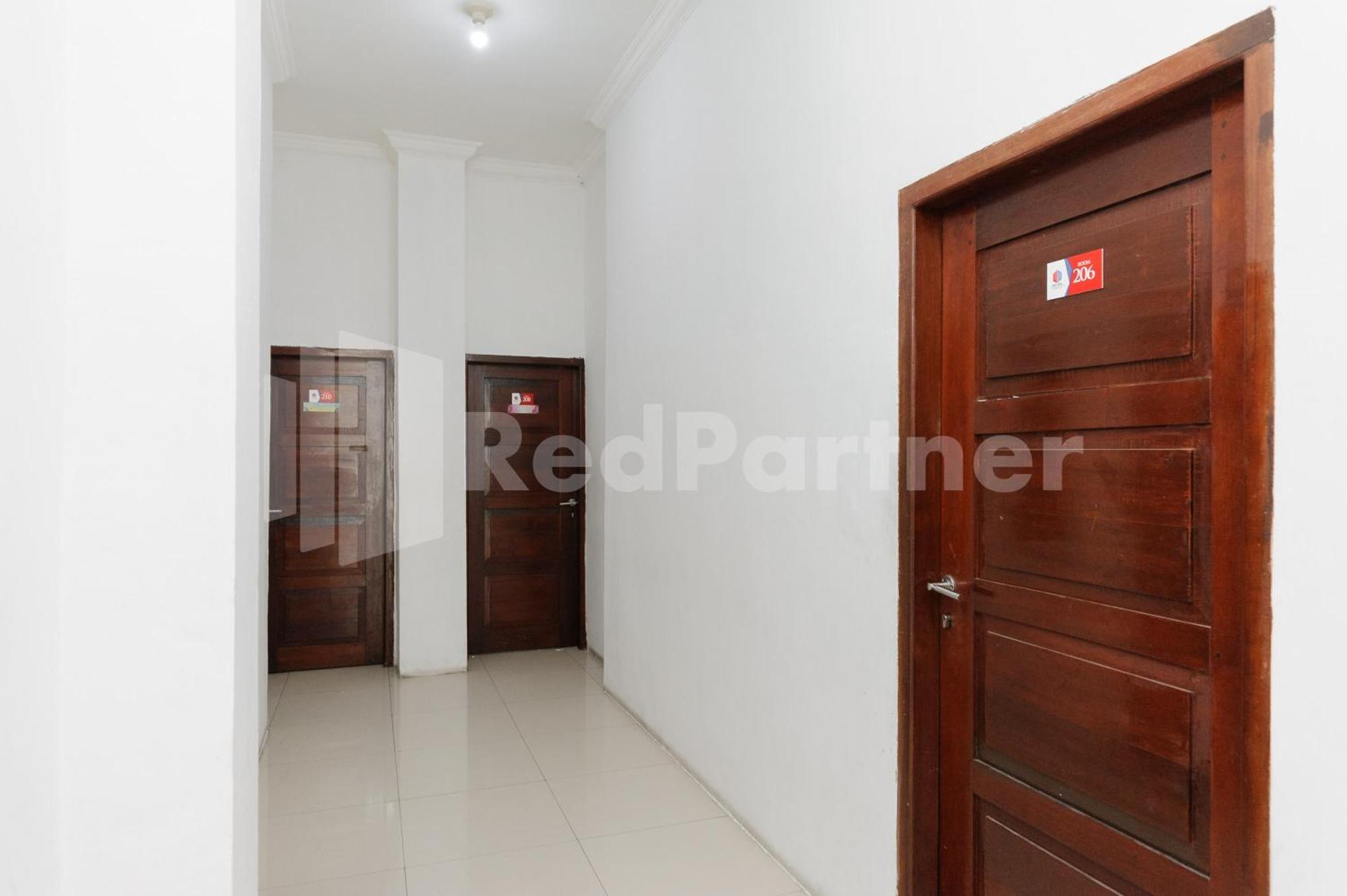 Reddoorz At Wisma Nabila Syariah Near Masjid Raya Baiturrahman Banda Aceh Buitenkant foto
